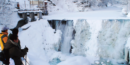 滝上渓谷・錦仙峡の氷瀑